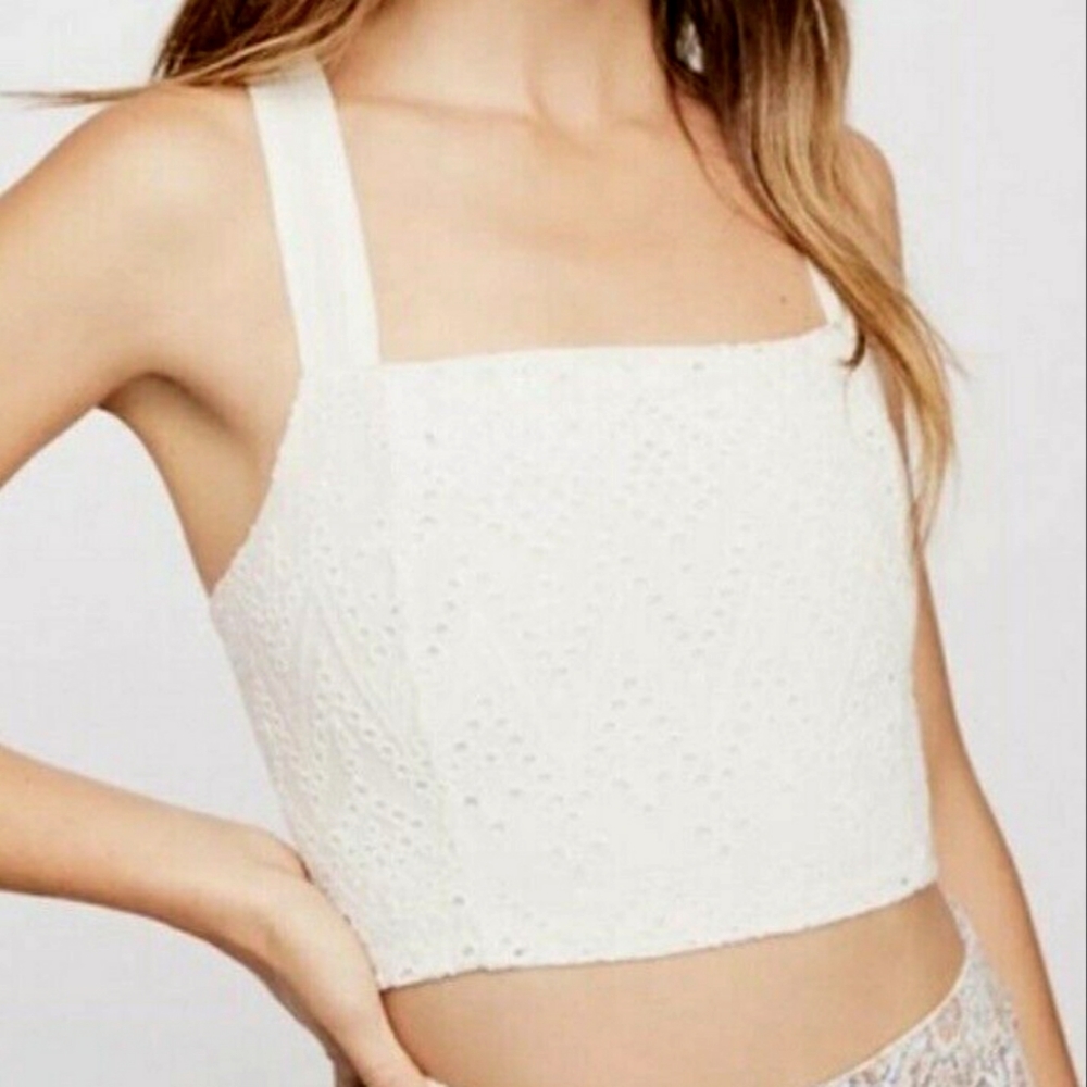 🍓 EVERYTHING $5 🍓 Free People intimately eyelet bralette